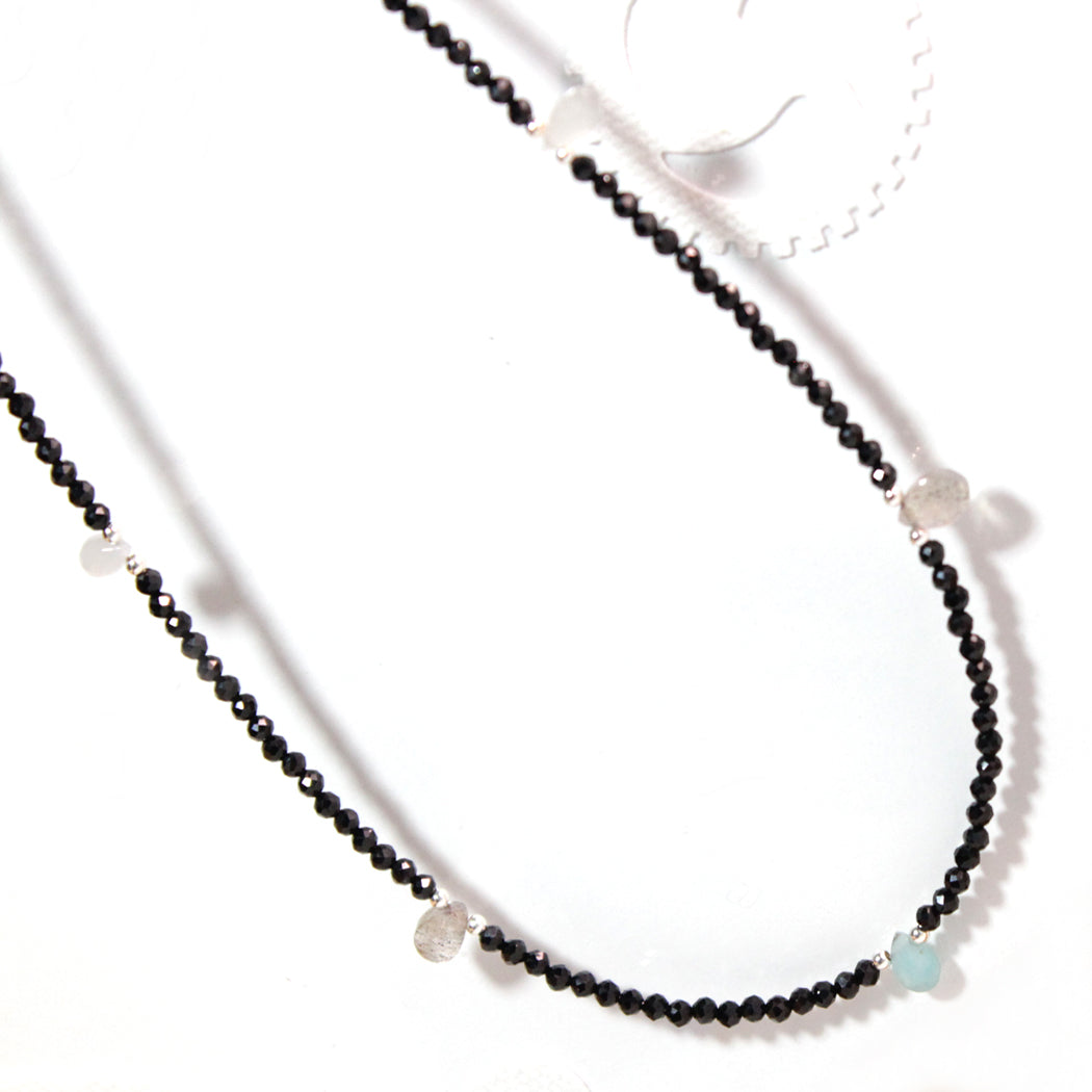 AN1010 Spinell blau Kette