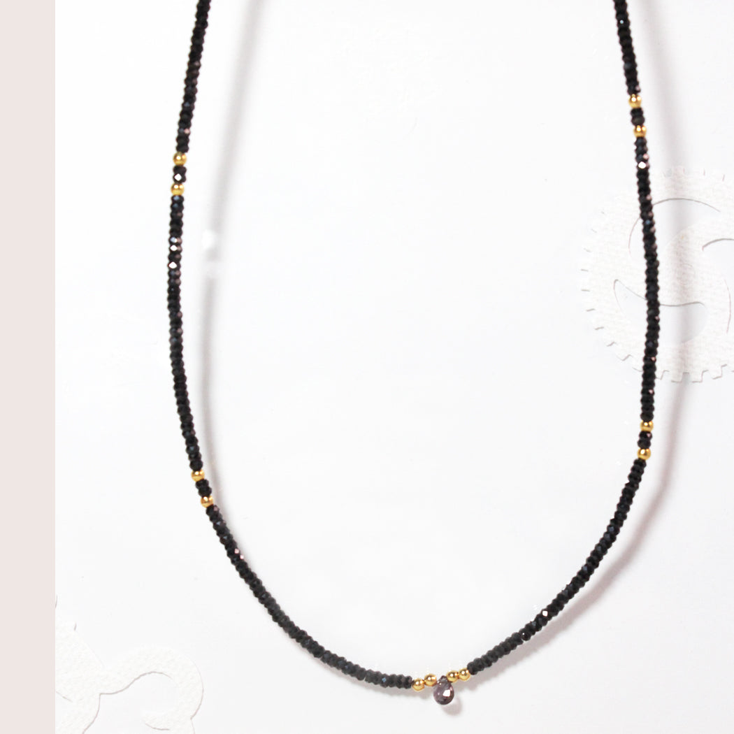 AN1003 Spinell-Saphir Kette